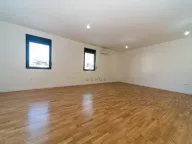 Prodaja, dvosoban stan, 75m², Stara Varoš, Podgorica - image 2
