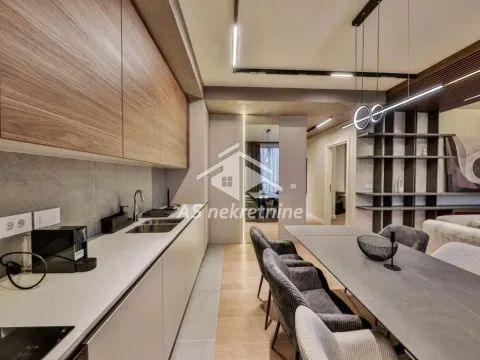 Izdavanje, trosoban stan, 89m², Savski Venac, Beograd - image 10