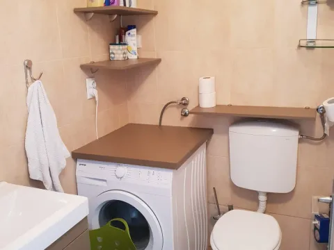 Izdavanje, jednosoban stan, 40m², Budva, Crna Gora - image 16