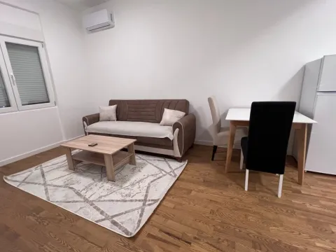 Rent, one bedroom apartment, 40m², Zabjelo, Podgorica - image 2