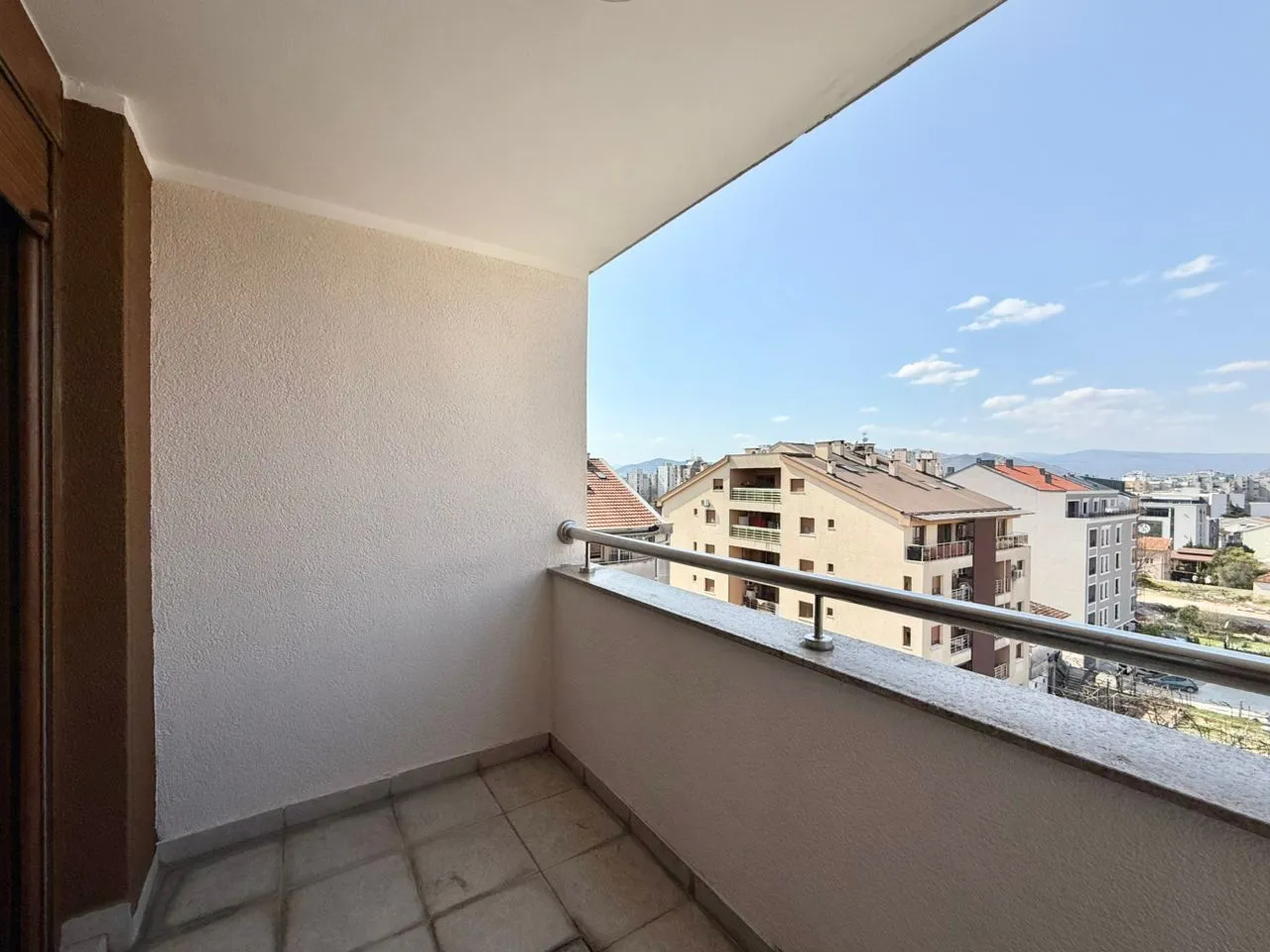 Sale, four bedroom apartment, 220m², Preko Morače, Podgorica