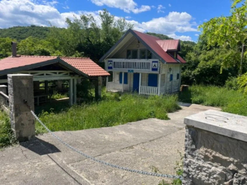 Sale, house, 684m², Ledenice, Kotor