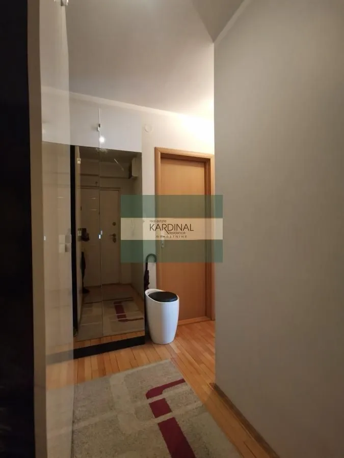 Prodaja, trosoban stan, 82m², Centar, Kragujevac