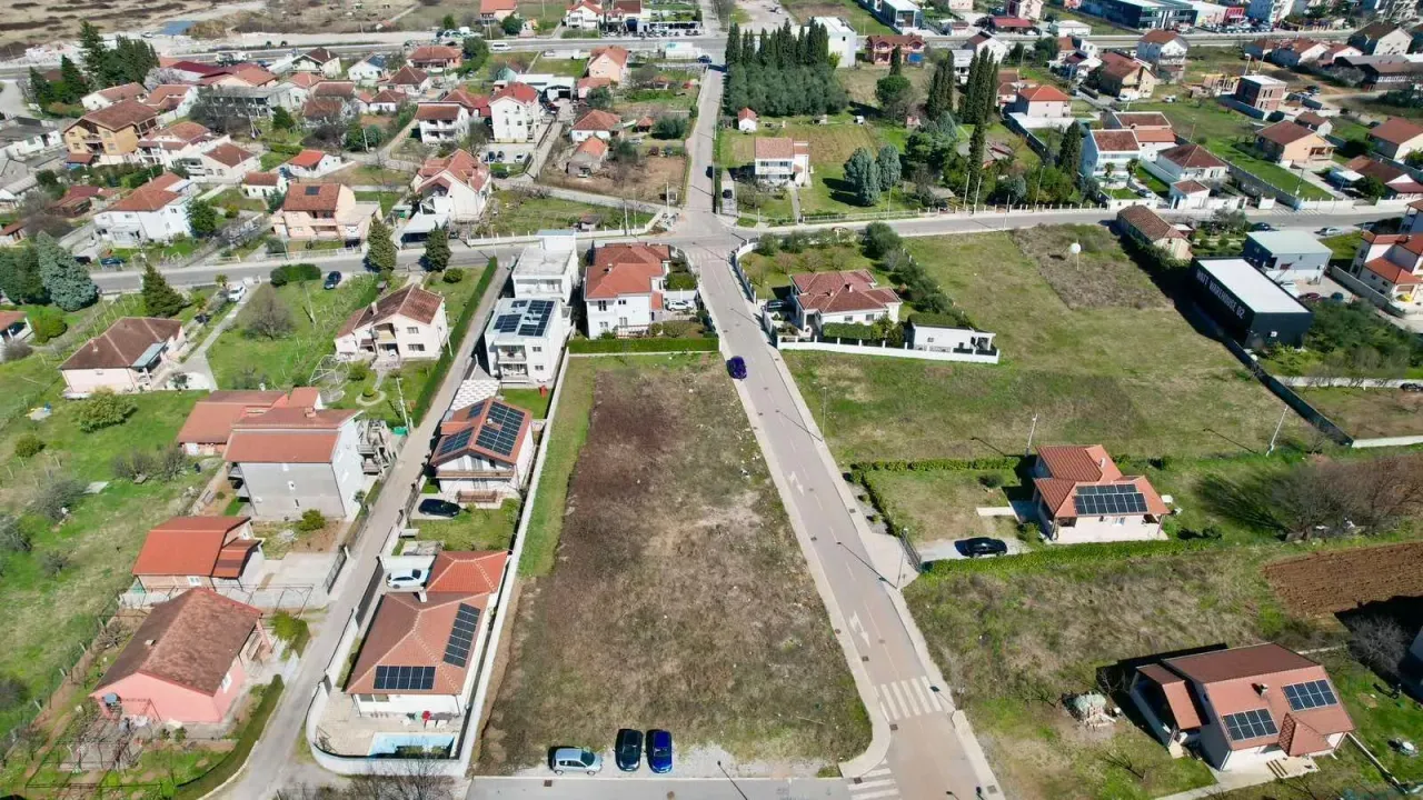 Sale, land lot, 2122m², Podgorica, Crna Gora