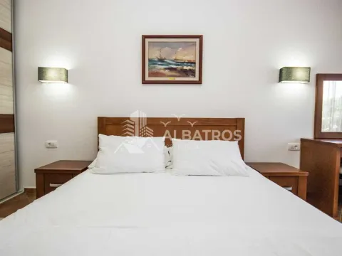 Rent, one bedroom apartment, 45m², Dobre Vode, Bar - image 11