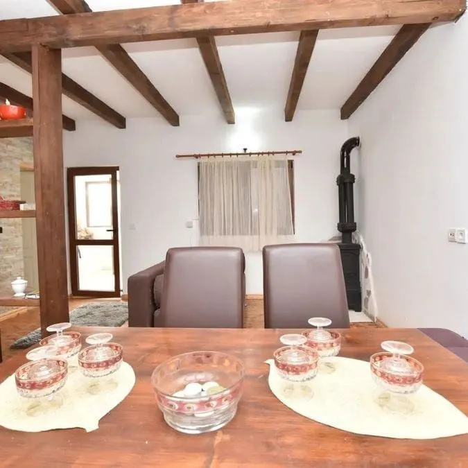 Prodaja, kuća, 290m², Kruševice, Herceg Novi