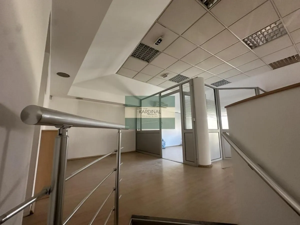 Rent, office space, 200m², Centar, Kragujevac