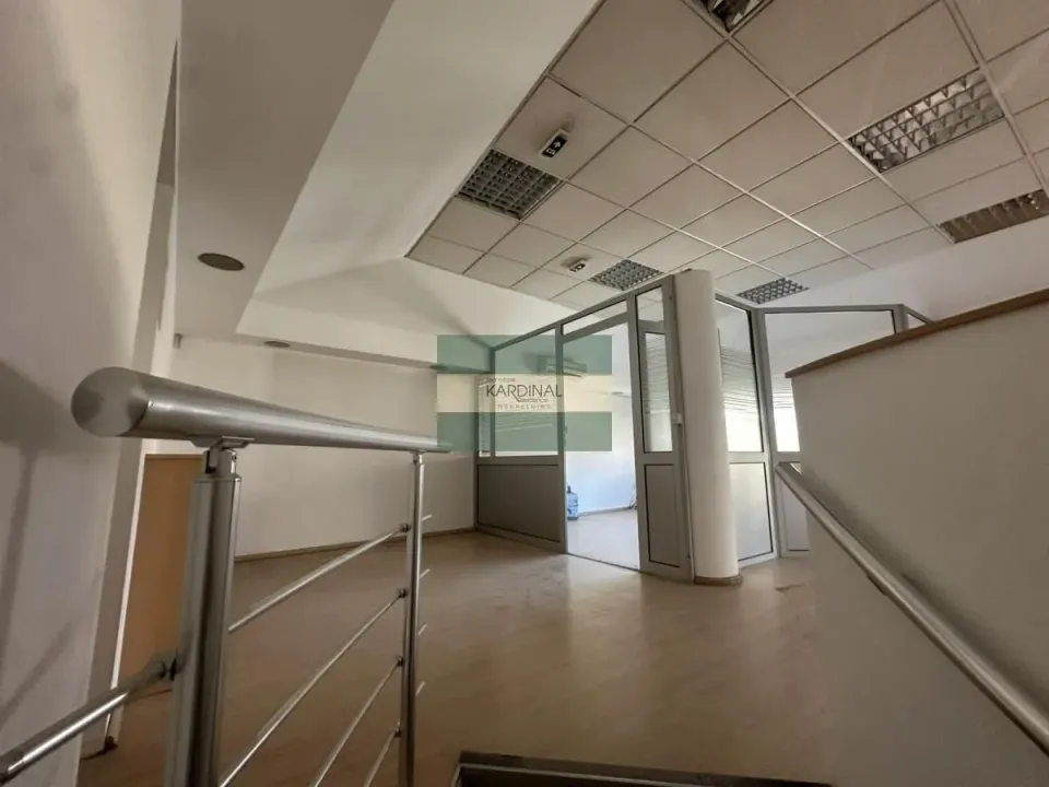 Rent, office space, 200m², Centar, Kragujevac