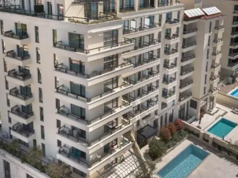Sale, studio apartment, 27m², Bečići, Budva - image 1