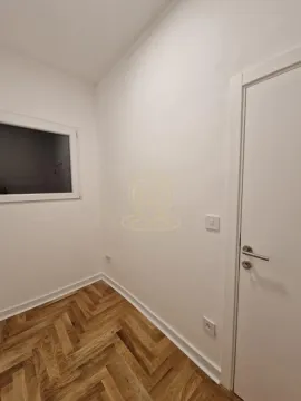 Izdavanje, dvosoban stan, 40m², Stari Grad, Beograd - image 13