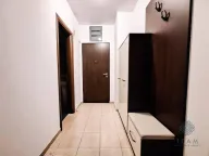 Izdavanje, trosoban stan, 95m², City Kvart, Podgorica - image 11