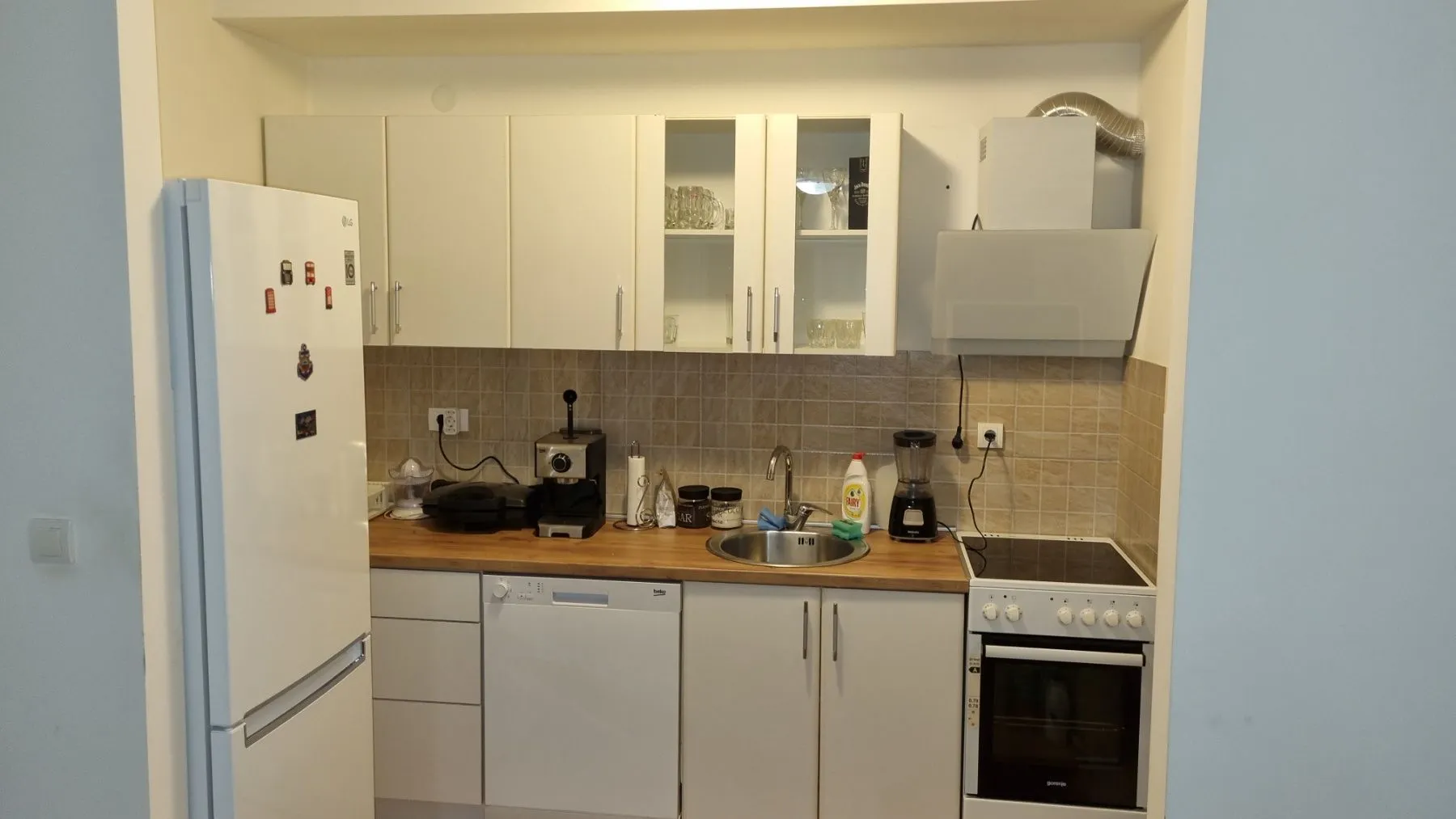 Prodaja, dvosoban stan, 76m², Centar, Bar