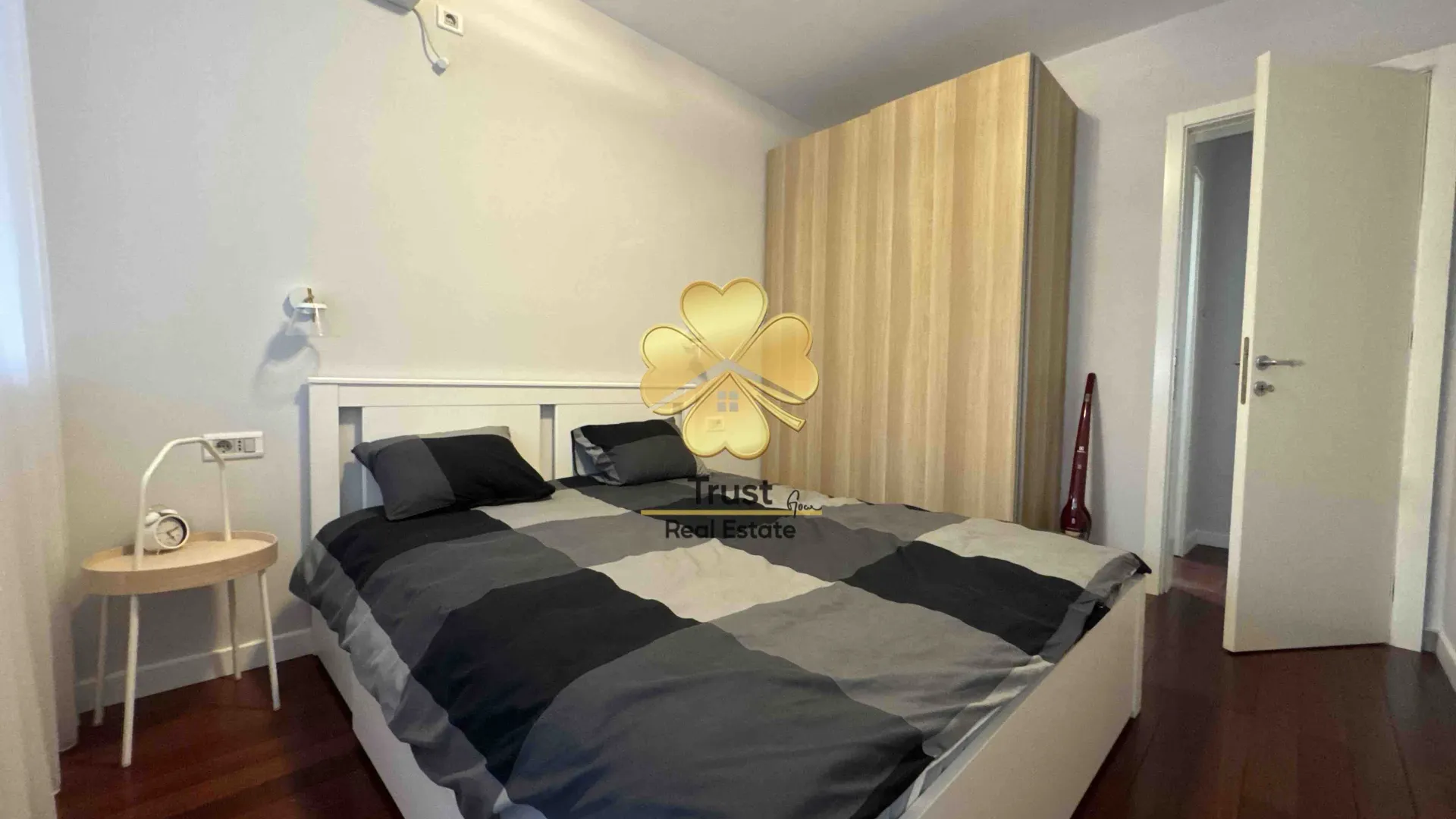 Rent, two bedroom apartment, 80m², Tološka šuma, Podgorica