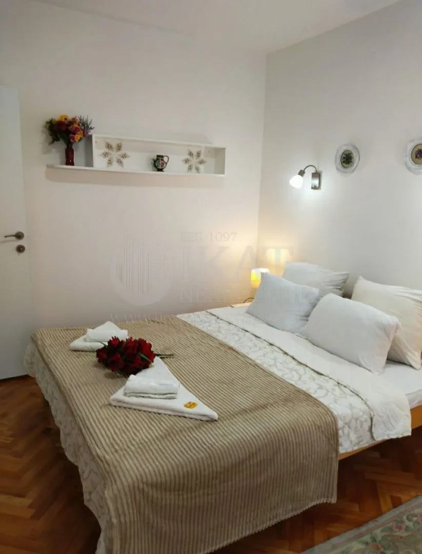 Izdavanje, dvosoban stan, 63m², Stari Grad, Beograd