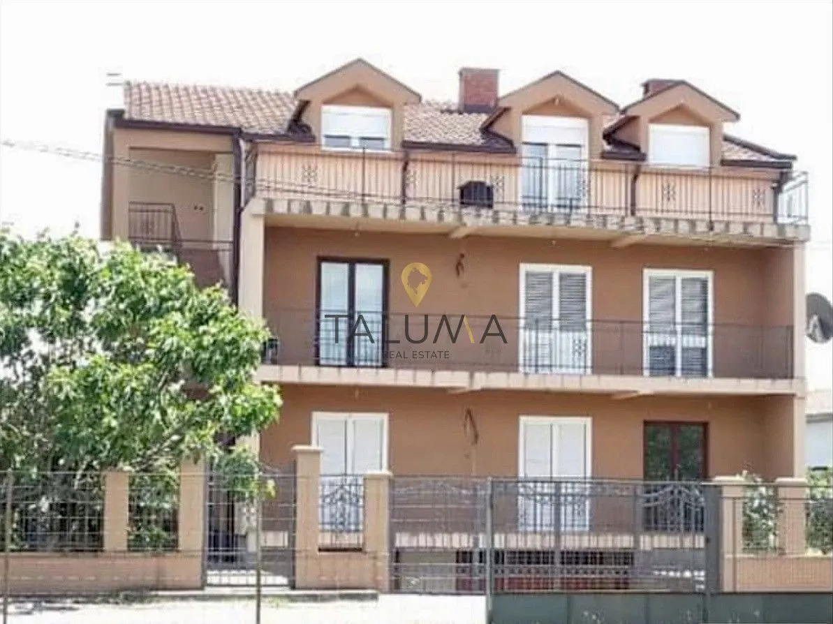 Prodaja, kuća, 460m², Donja Gorica, Podgorica