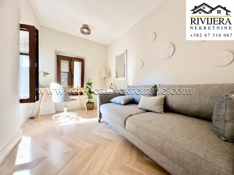 Prodaja, dvosoban stan, 43m², Centar, Kotor