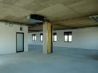 Izdavanje, poslovni prostor, 150m², Zemun Sve Podlokacije, Beograd - image 2