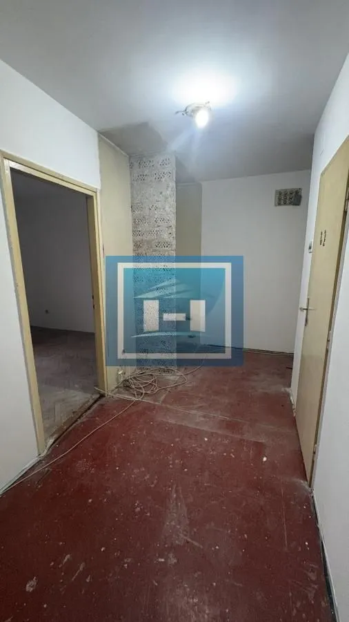 Prodaja, dvosoban stan, 50m², Vašarište, Jagodina