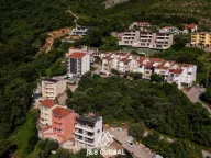 Sale, one bedroom apartment, 50m², Kamenovo, Budva - image 9