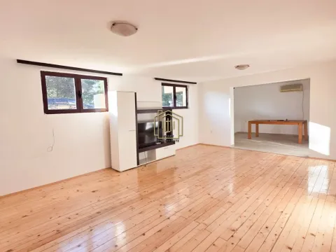 Prodaja, kuća, 350m², Zlatica, Podgorica - image 37