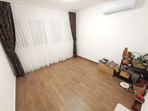 Rent, three bedroom apartment, 100m², Preko Morače, Podgorica - image 5