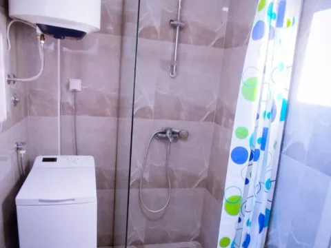 Izdavanje, jednosoban stan, 46m², Meljine, Herceg Novi - image 6