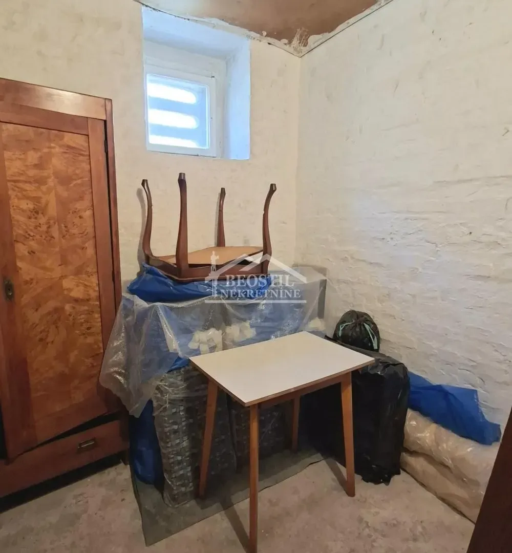Izdavanje, dvosoban stan, 41m², Stari Grad, Beograd