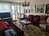 Izdavanje, trosoban stan, 78m², Stari Merkator, Novi Beograd Sve Podlokacije - image 1