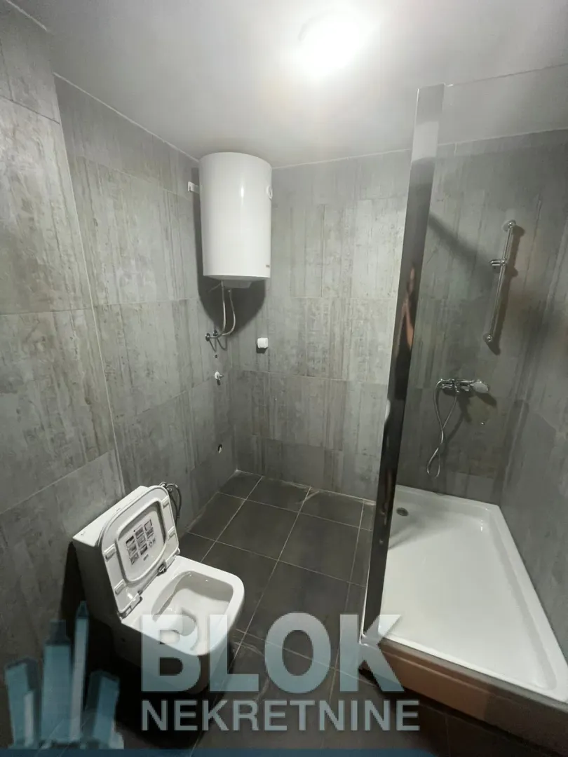 Izdavanje, dvosoban stan, 90m², Zabjelo, Podgorica