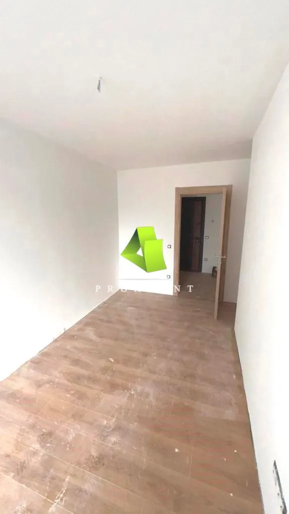Prodaja, četvorosoban stan, 91m², Medijana, Niš
