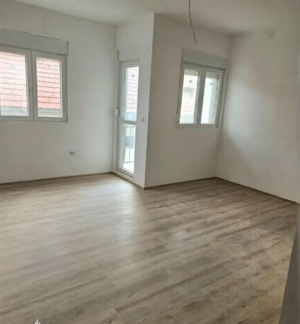 Prodaja, dvosoban stan, 60m², Batajnica, Beograd