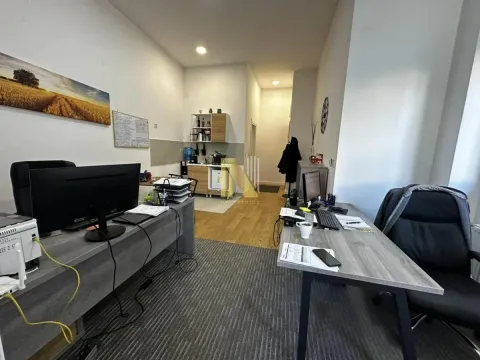 Rent, one bedroom apartment, 37m², Grbavica, Novi Sad Sve Podlokacije - image 10