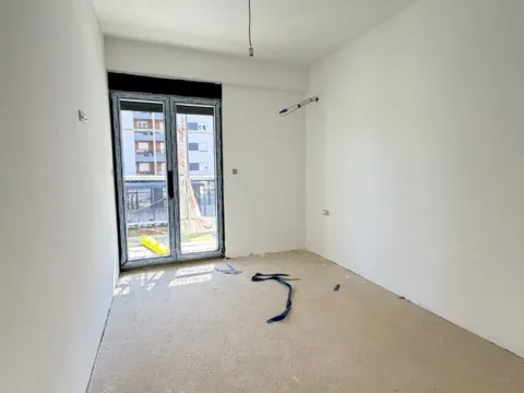 Sale, apartment, 67m², Stari Aerodrom, Podgorica - image 9