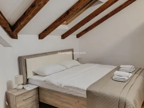 Izdavanje, trosoban stan, 111m², Tivat, Crna Gora - image 5