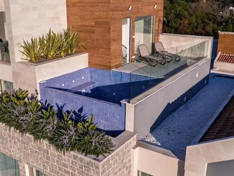 Prodaja, kuća, 236m², Tivat, Crna Gora - image 30