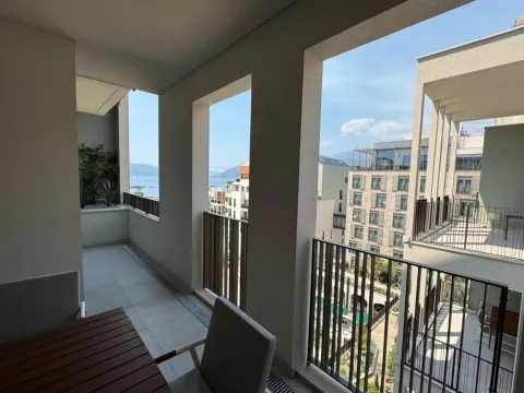Prodaja, jednosoban stan, 90m², Boka Place, Tivat - image 7