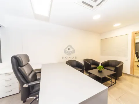 Rent, office space, 150m², Centar, Podgorica - image 5