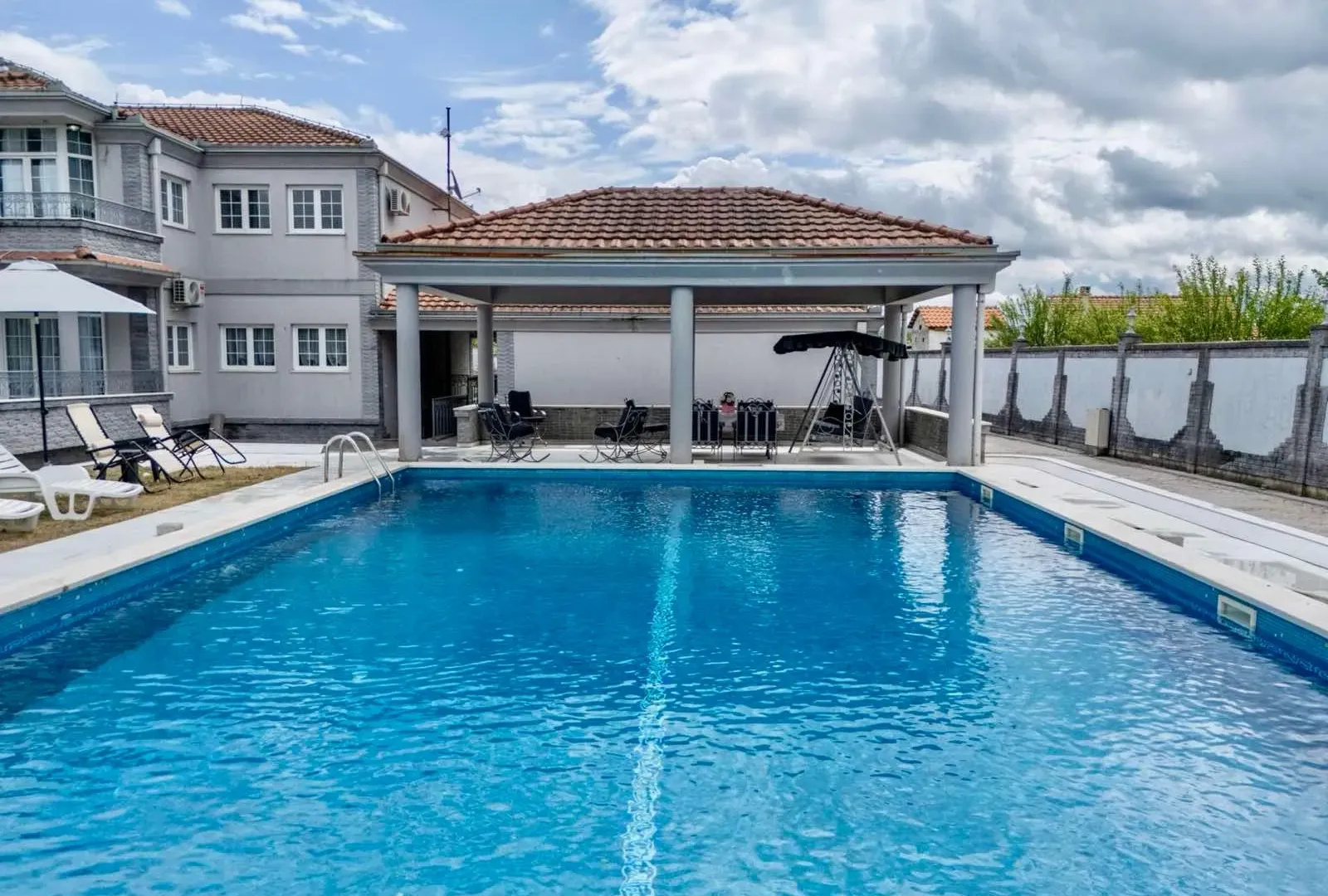Sale, house, 560m², Begovina, Danilovgrad