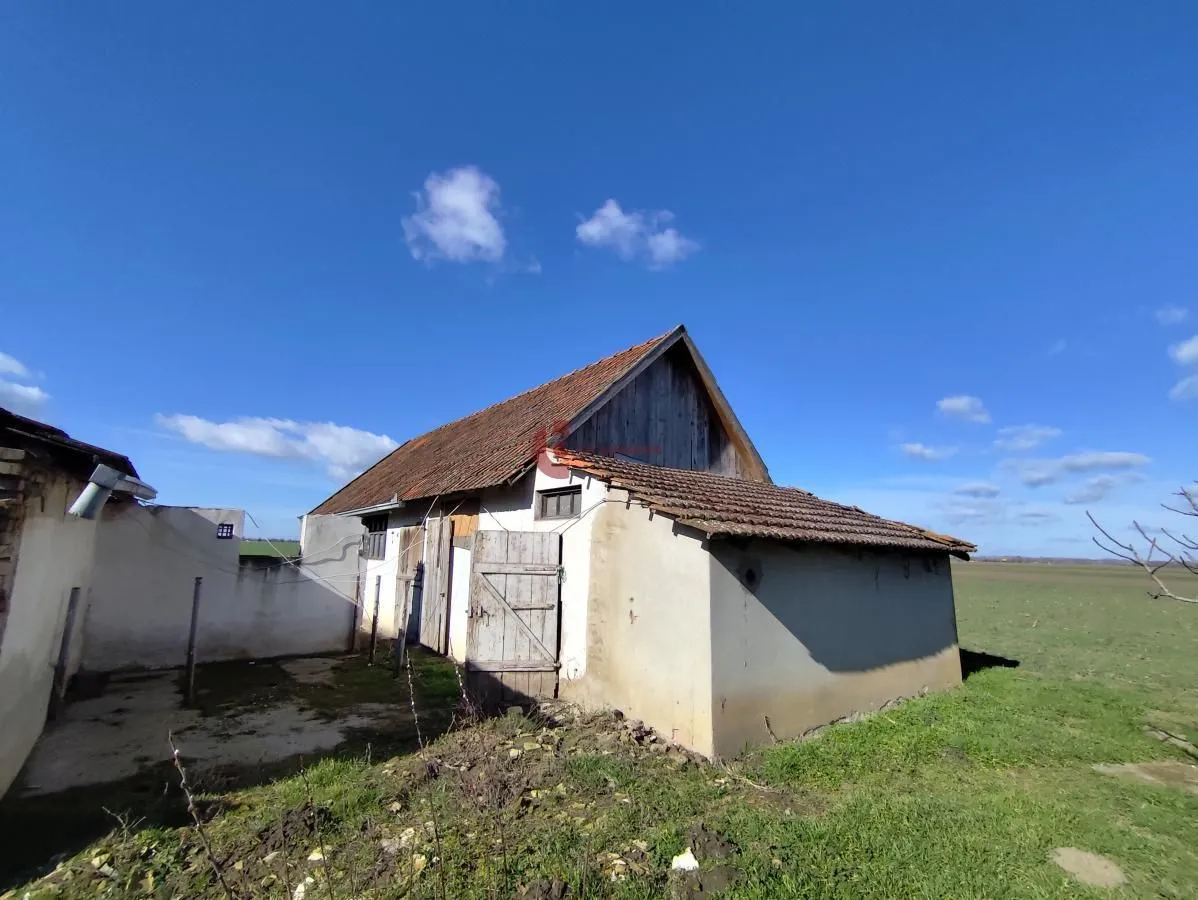Prodaja, kuća, 185m², Šupljak, Subotica