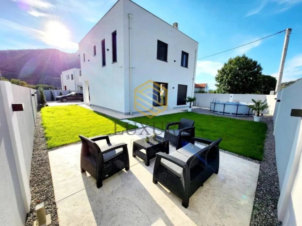 Rent, house, 190m², Tološi, Podgorica