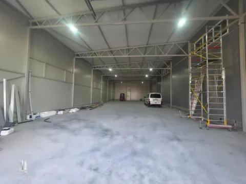 Rent, office space, 370m², Čukarica, Beograd - image 2