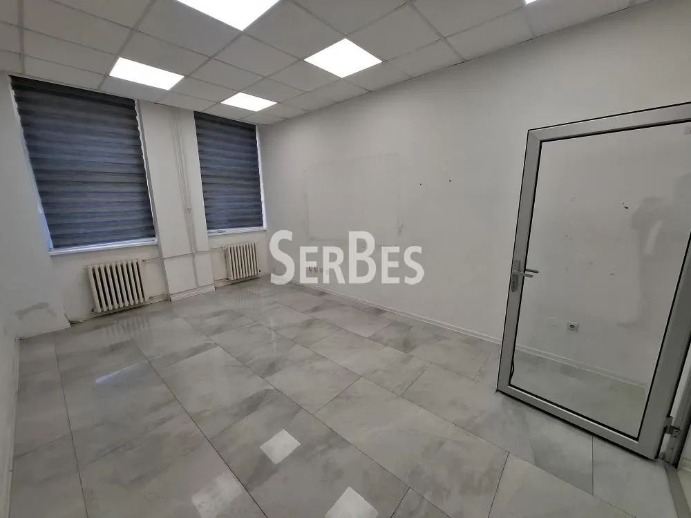 Rent, office space, 235m², Centar, Novi Sad