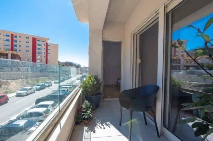 Sale, two bedroom apartment, 62m², Bečići, Budva