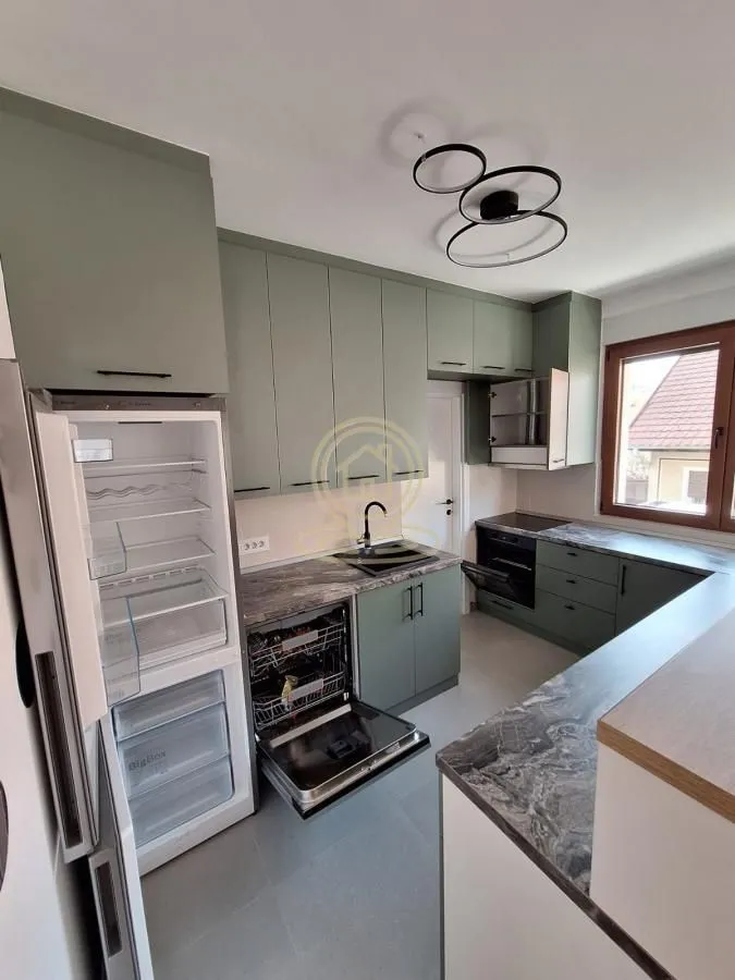 Izdavanje, trosoban stan, 90m², Lekino Brdo, Voždovac Sve Podlokacije