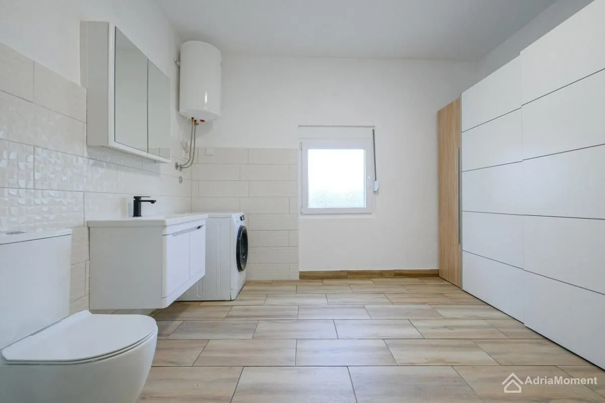 Prodaja, kuća, 118m², Tivat, Crna Gora