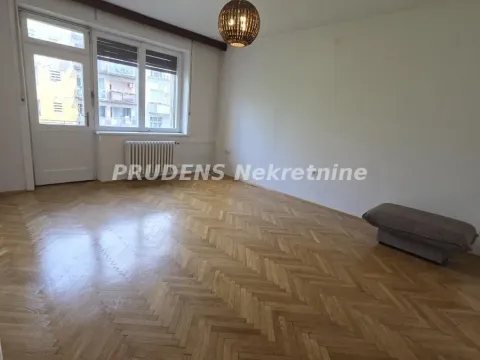 Rent, two bedroom apartment, 72m², Savski Venac, Beograd - image 8