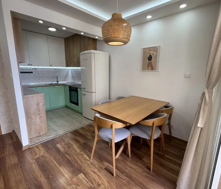Sale, three bedroom apartment, 89m², Pejton, Podgorica