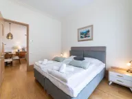 Izdavanje, dvosoban stan, 131m², Porto Montenegro, Tivat - image 18