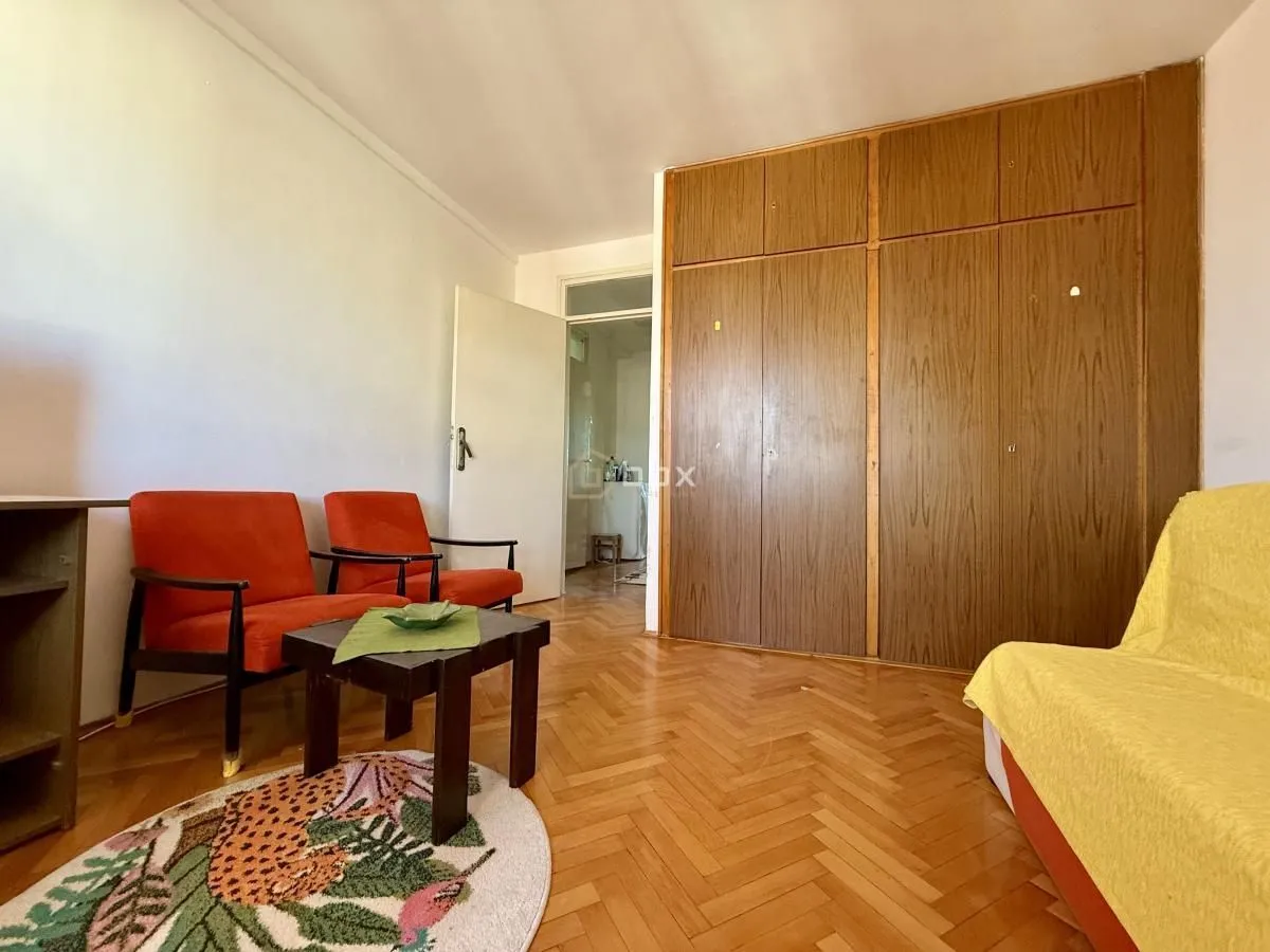 Izdavanje, trosoban stan, 75m², Crveni Pevac, Niš