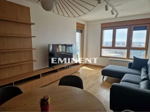 Stan in Novi Beograd Blok 65